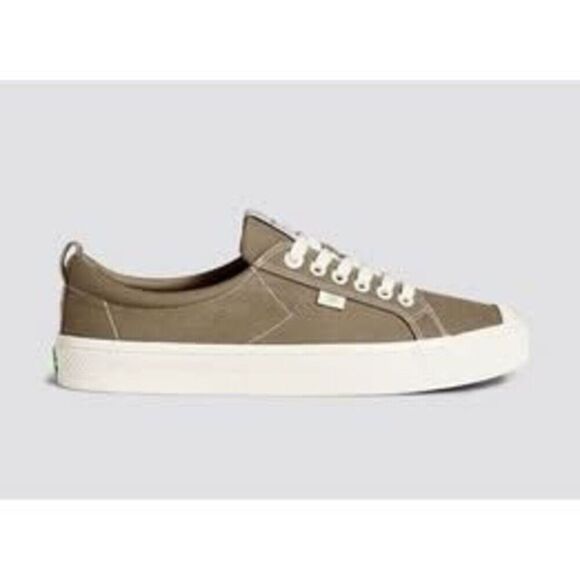Cariuma OCA Low Burnt Sand Canvas Sneakers Shoes Mens 8.5 Womens 10 Lace Up
